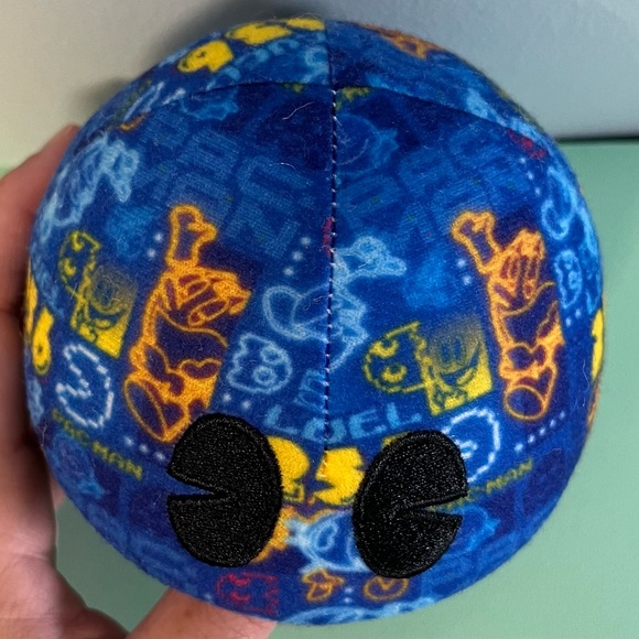 Pac-Man Plush 4.5” Stuffed Blue Arcade Design Toy, Kids Plush, Arcade Character - Picture 5 of 8